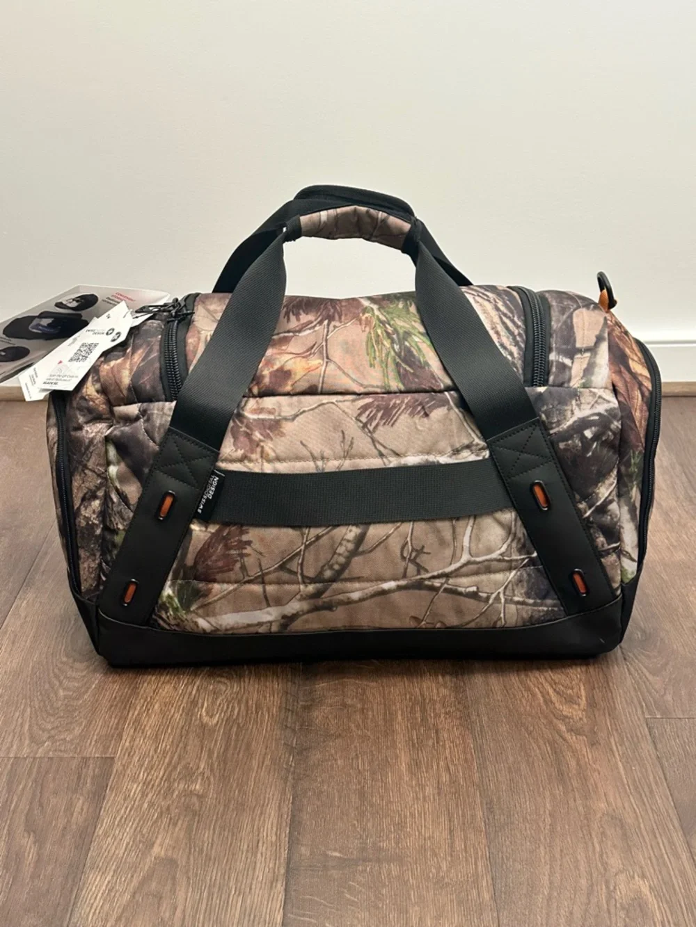 BLADE SE Camouflage Multi-Purpose Travel Duffle Bag with Shoulder Strap